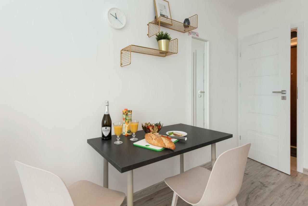Superapart Belwederska A Ministudio, Balcony, Kitchen, Pet-Friendly, Tv & Wifi Varšava Exteriér fotografie