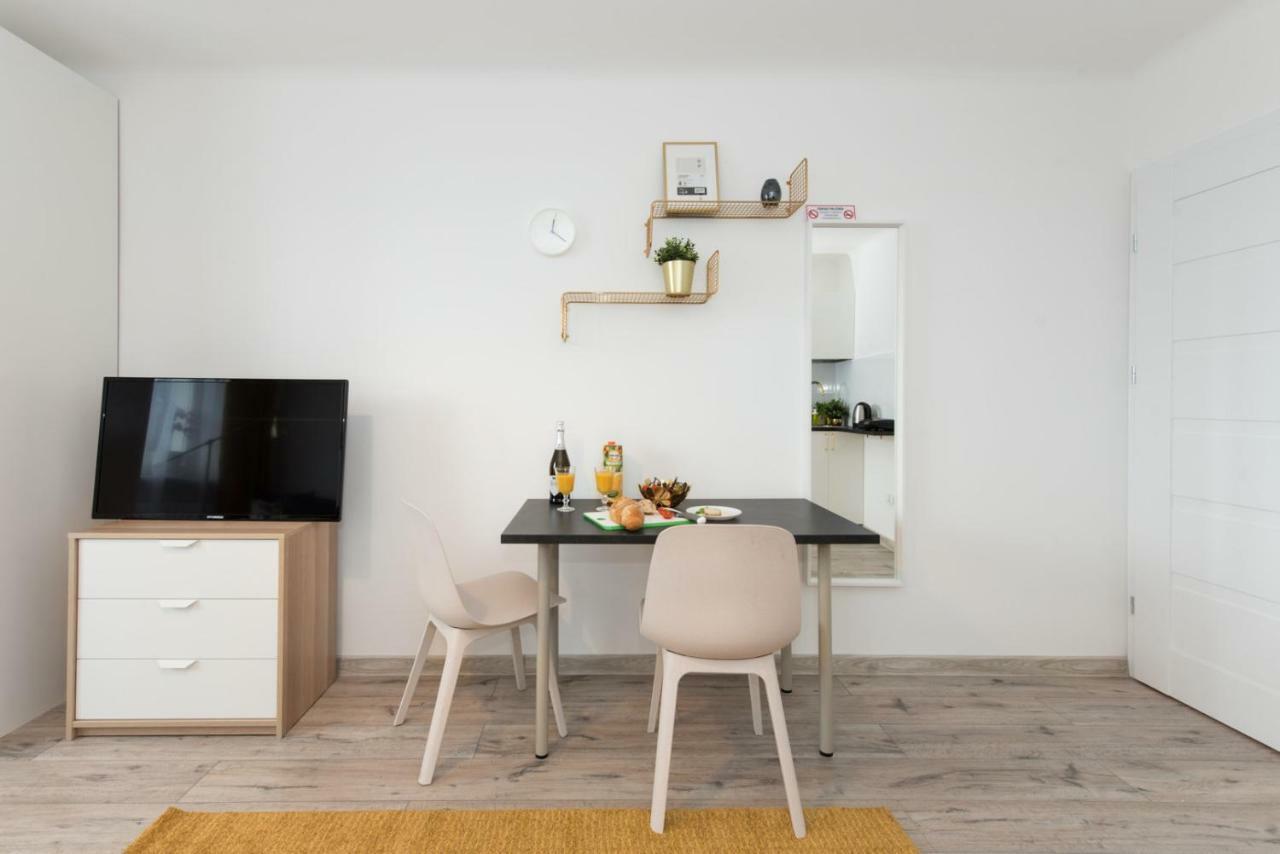 Superapart Belwederska A Ministudio, Balcony, Kitchen, Pet-Friendly, Tv & Wifi Varšava Exteriér fotografie